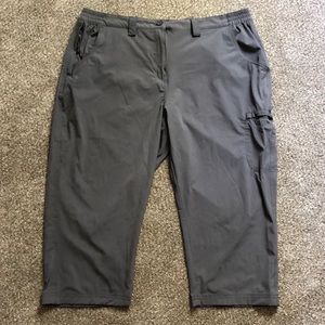 Mountain Warehouse capri hiking pants.
